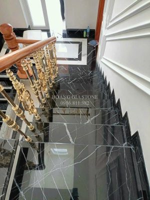 Đá marble nero marquina ốp lát cầu thang