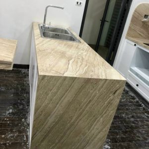 Đá marble vân gỗ chéo ốp bàn bếp